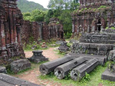 ?/10ホーチミン→フエ→ダナン→ホイアン