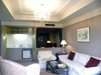 ０２．梅雨の中休みの山中湖旅行　エクシブ山中湖 ３３１号室 Ｌグレード Ｉ２タイプ 洋洋室