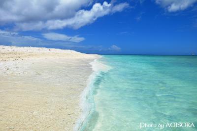 クエフ島に上陸!珊瑚のかけらでできた小さな無人島