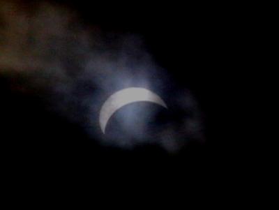 皆既日食ならず・・部分日食観察♪