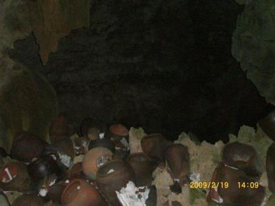 沖縄　久米島の鍾乳洞　［ヤジヤーガマ］遺跡