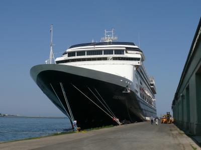 フォーレンダム アジアーアラスカ クルーズ 小樽