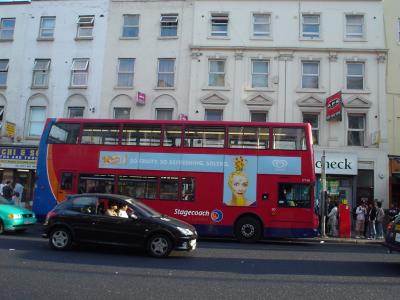 ロンドン~ストラットフォード・アポン・エイボン