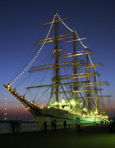 名古屋夕景スポット&帆船「日本丸」