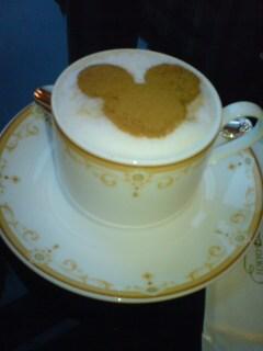 ディズニーランドホテルでアフタヌーンティー