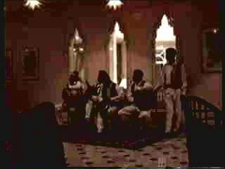 チュニジアの民族舞踊のビデオクリップ