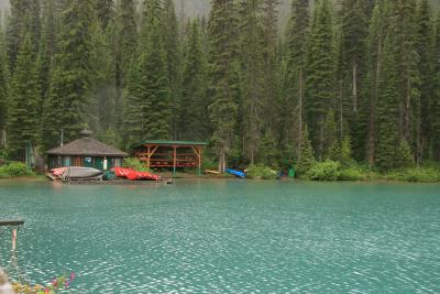 帰ってきたよ♪レイクルイーズ③今年も雨ですエメラルドレイク