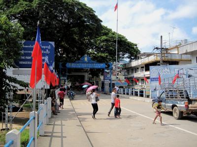 2009 08 タイ、ラオス、ミャンマーの旅3日目ちょっとだけミャンマー編