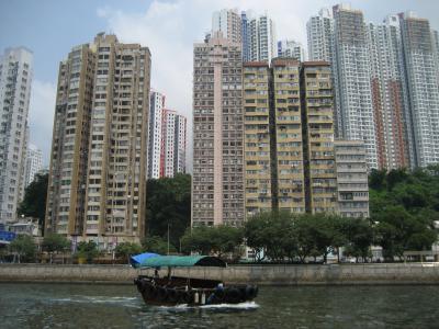 香港旅行記―間隙に躍動する人々の住む都市―