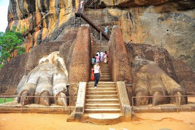 雑誌「４Travel」掲載！Sri Lanka ３世界遺産シーギリヤの古代都市( 1 獅子の城門まで)