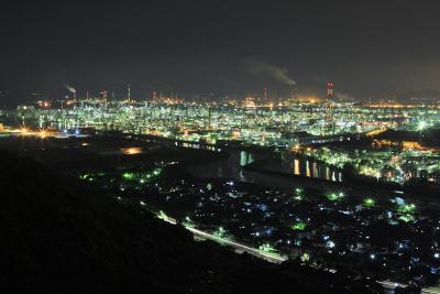 『夜景１００選』　眩いばかりの水島コンビナート！　鷲羽山スカイライン（わしゅうざんすかいらいん）（日本百名道）からみる夜景　/岡山県倉敷市