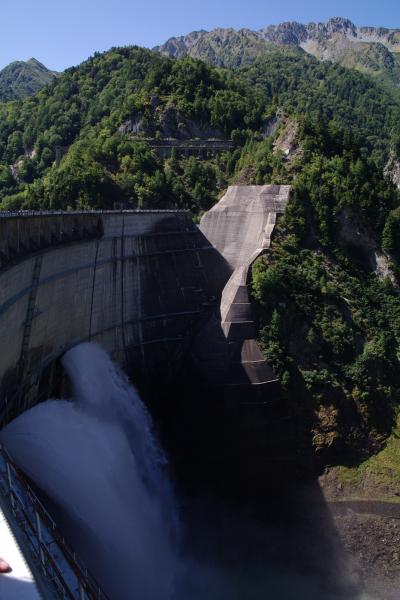 シルバーウィークに紅葉を求めて立山黒部アルペンルートへ(1)