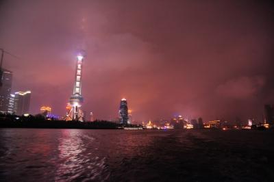 上海と水郷をめぐる旅（１）　上海　黄浦江ナイトクルーズ
