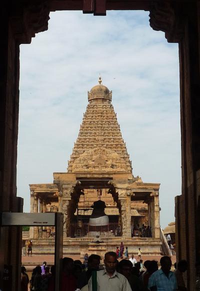 インド訪問記２ 「ドラヴィダ文化の最高傑作、ブリハディーシュワラ寺院」 タンジャヴール①