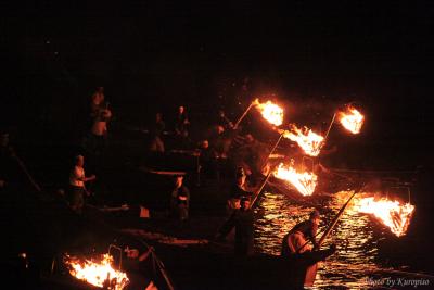 長良川の鵜飼、水面に映るかがり火と鵜匠の技に酔いしれる。　/岐阜県　長良川