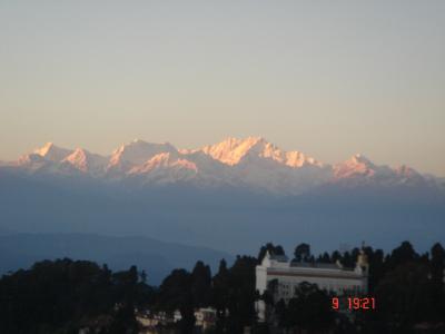 ネパール田舎町訪問とダージリン