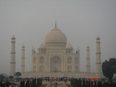 インド-デリーからアグラーそしてタージマハルへ-