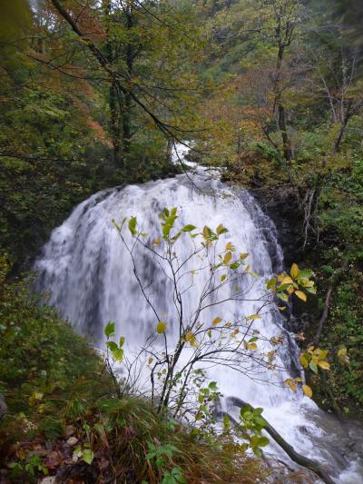 『魚留の滝』（小樽市）◆2009秋色の北海道《その６》