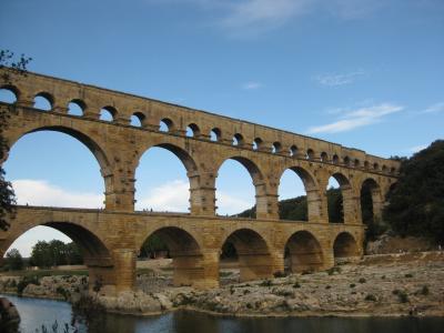 2000年の歴史★ローマの水道橋 Pont du gard