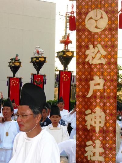 松戸神社　2/4　古式神幸祭 2009-10-18　☆復活した-四神の像-を掲げて 