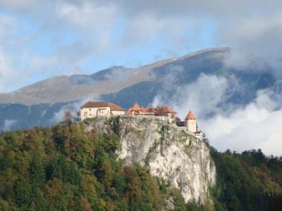 2009.10クロアチア・スロヴェニアツアー（その２ブレッド城とポストイナ鍾乳洞）