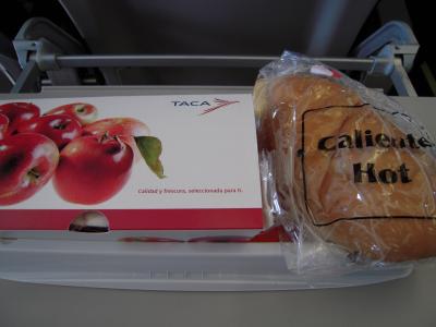 TACA航空機内食その１