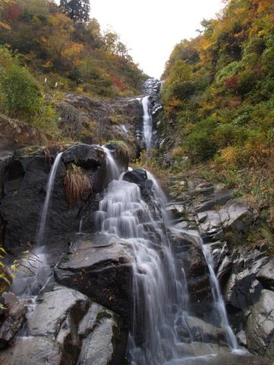 滝メグラーが行く６８　仏御前の滝と紅葉ドライブ　福井県大野市