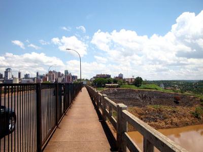 南米～パラグアイ・シウダー・デル・エステ