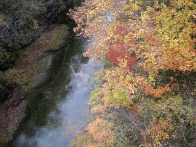 秋保大滝の紅葉といも煮