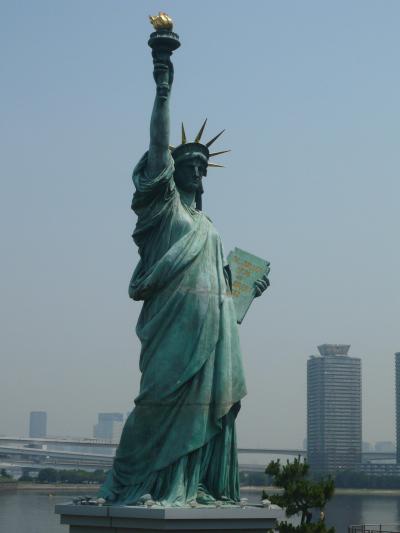 次は本物の自由の女神を見たいものです