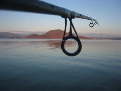 道南釣りの旅-2009-/解禁日の洞爺湖で遊ぶ