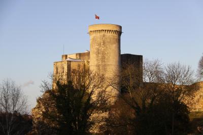 ノルマンディ(Normandie)ファレーズ(Falaise)の町 パート7 ノルマンディ(Normandie)ファレーズ(Falaise)の町 パート7