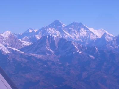 ヒマラヤ山系を空から--マウンテン・フライト編