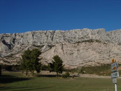 プロヴァンスの１２月～カナイユ岬・カシ・サンヴィクトワール編～