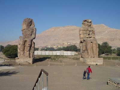 メムノンの巨像・王家の谷　～2009年12月　エジプト旅行記　その1～
