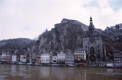 0905ビールと夜景を満喫、Germany & Benelux 冬の旅 (Namur Dinant Luxembourg)