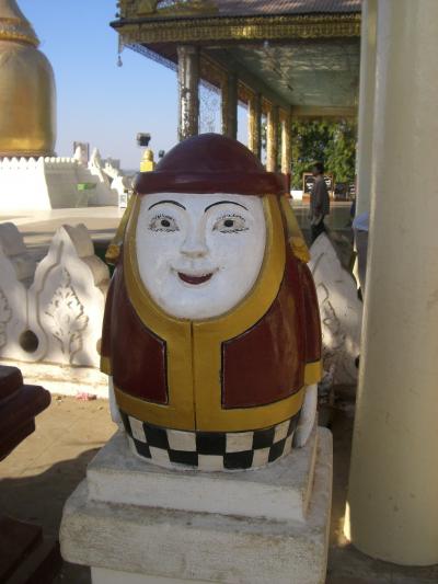 ミャンマー　女一人旅