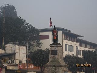 30水曜午前ヒンズー教ビムセンタワー＝ダーラハラと市場を散歩