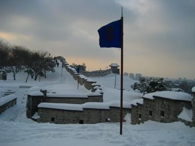 雪の中の水原華城 ③