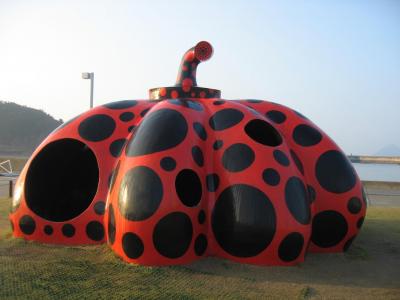 香川 直島アート&うどんの旅