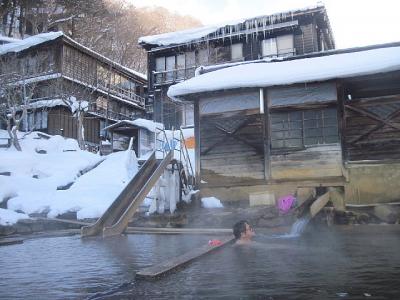 那須「北温泉」雪見の露天風呂。。。