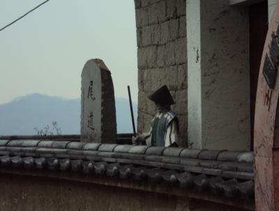 夜 歩く。尾道。