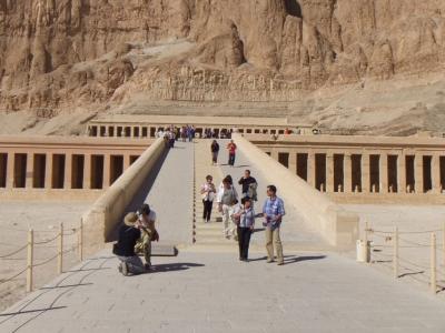 2009年12月エジプト(07) ハトシェプスト女王葬祭殿２／７