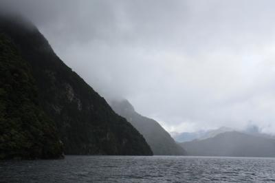 NZ航空ビジネスクラスで行くニュージーランド南島の旅⑥　テアナウホタルの洞窟