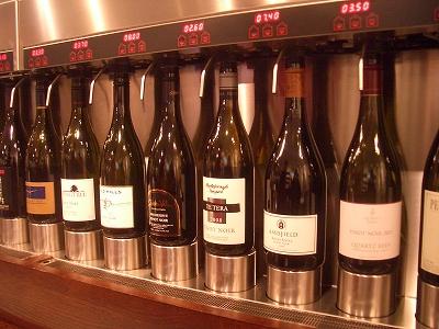 ’09-10NZ南島ワイナリーめぐりと野生動物の旅 ワイナリー訪問記⑤番外 クイーンズタウンWine Tastes編