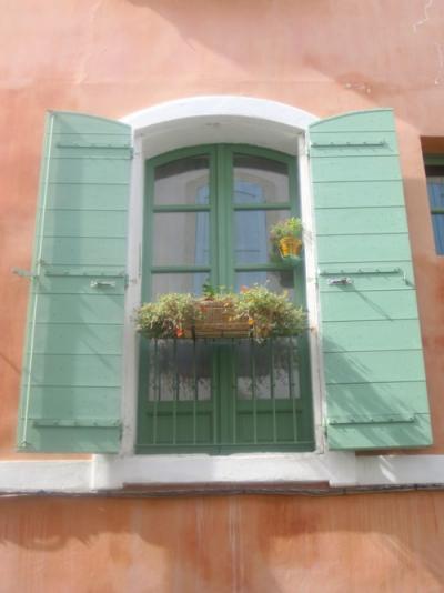 ベイビー連れ南仏の旅(6)アルル、エクス・アン・プロバンス