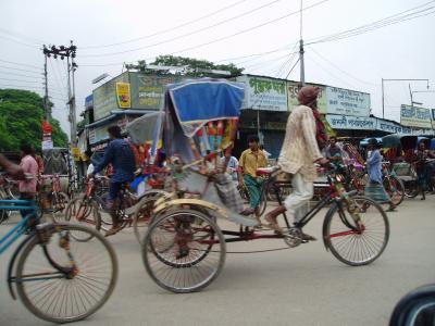 南アジア周遊旅行　バングラデシュ国境の町作成中