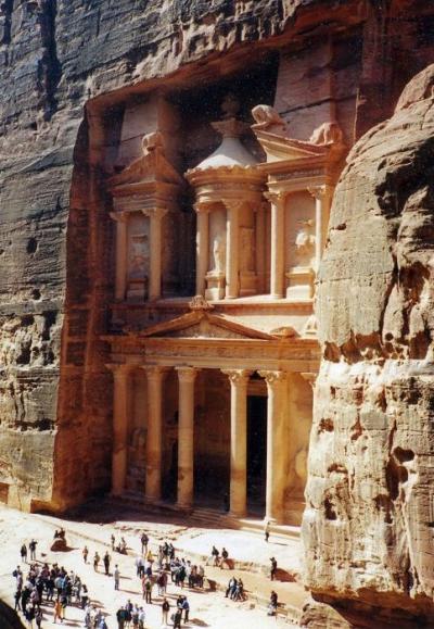 ぺトラの遺跡と首都アンマン　【ヨルダンの旅】
