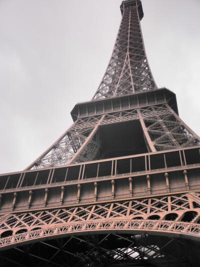 2010.パリ　エッフェル塔～雨のセーヌ川クルーズ～ギメ美術館へ