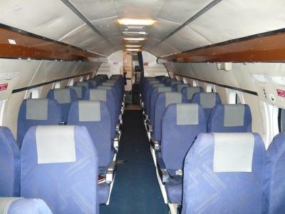 2010年1月　カナダ・韓国旅行　その２６：Hawker Siddeley(ﾎｰｶｰ･ｼﾄﾞﾚｰ)HS-748の機内